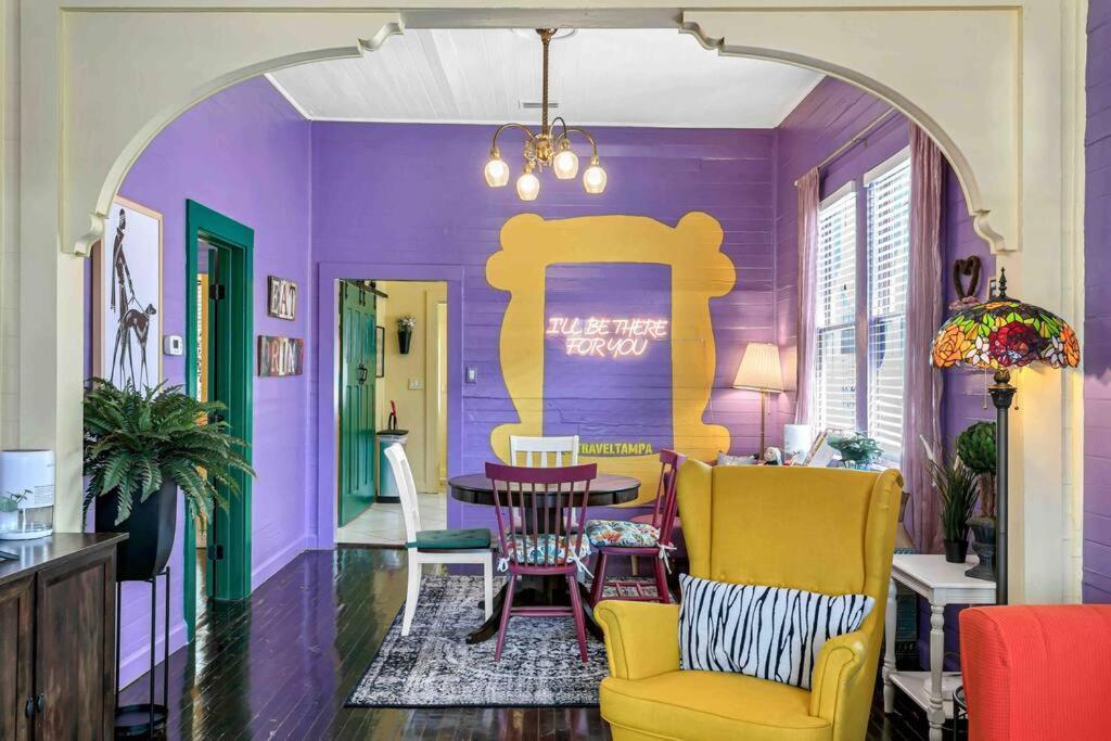 Friends Airbnb Themed 2Bed 2Bath Walkable To All Of Ybor Tampa Eksteriør billede