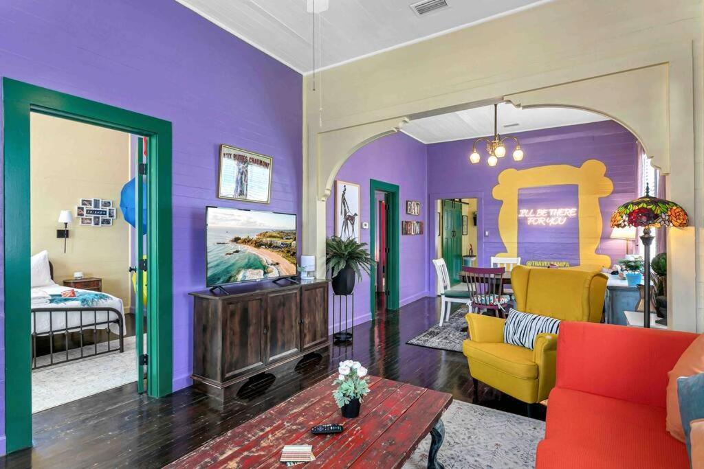 Friends Airbnb Themed 2Bed 2Bath Walkable To All Of Ybor Tampa Eksteriør billede